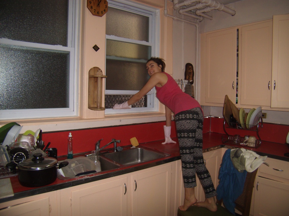Freimane washing up
